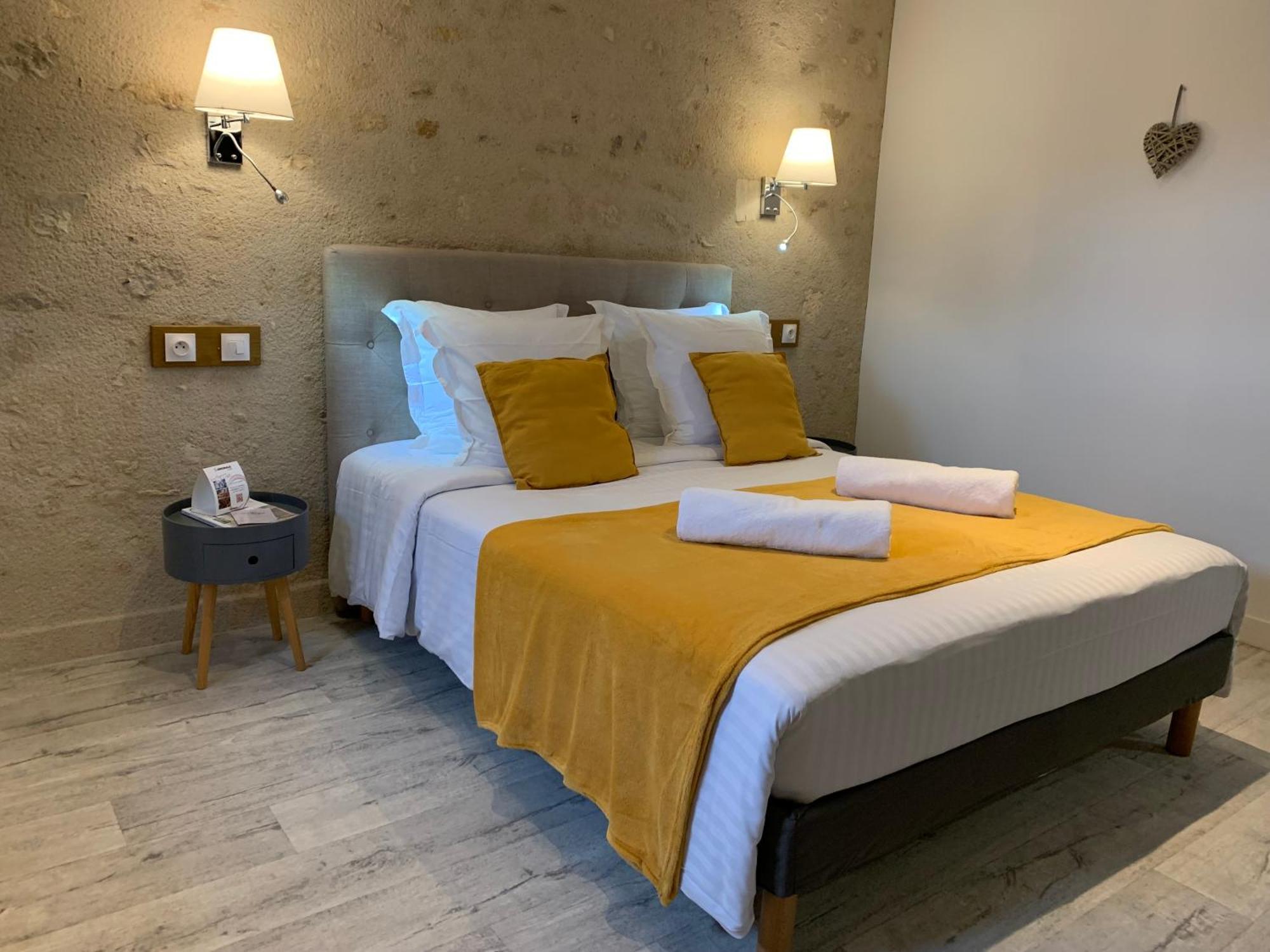 Le Manoir De Pierre Levee, The Originals Collection Hotel Tournon-Saint-Martin Luaran gambar